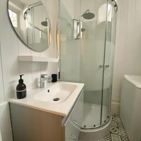 Beau Studio Avec Chambre Separee A 100M De La Gare Rouen Exterior photo
